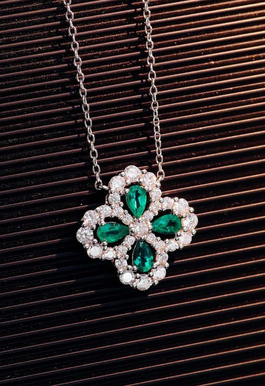 Four Leaf Clover Emerald Gem Necklace