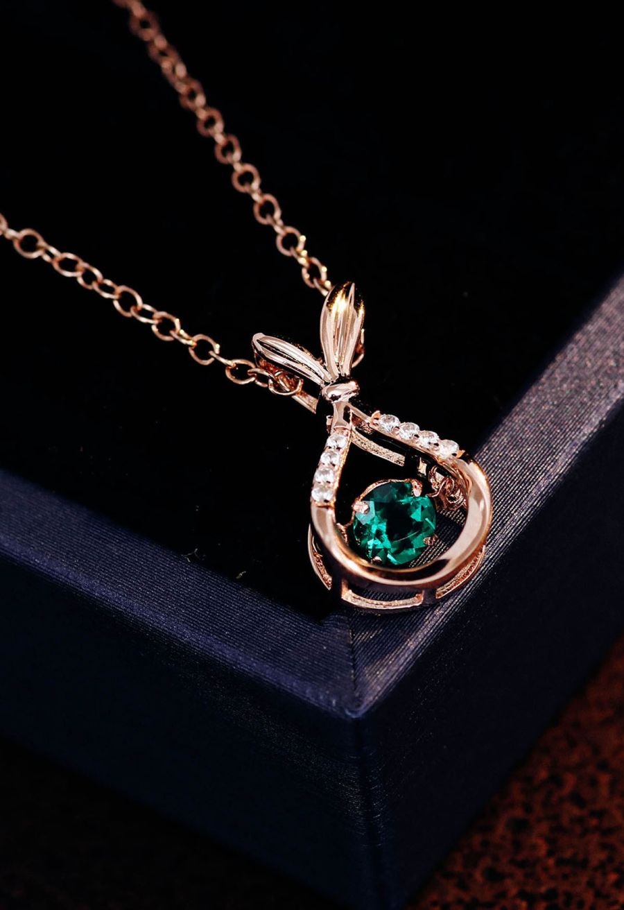 Hollow Out Pear Shape Emerald Gem Necklace 