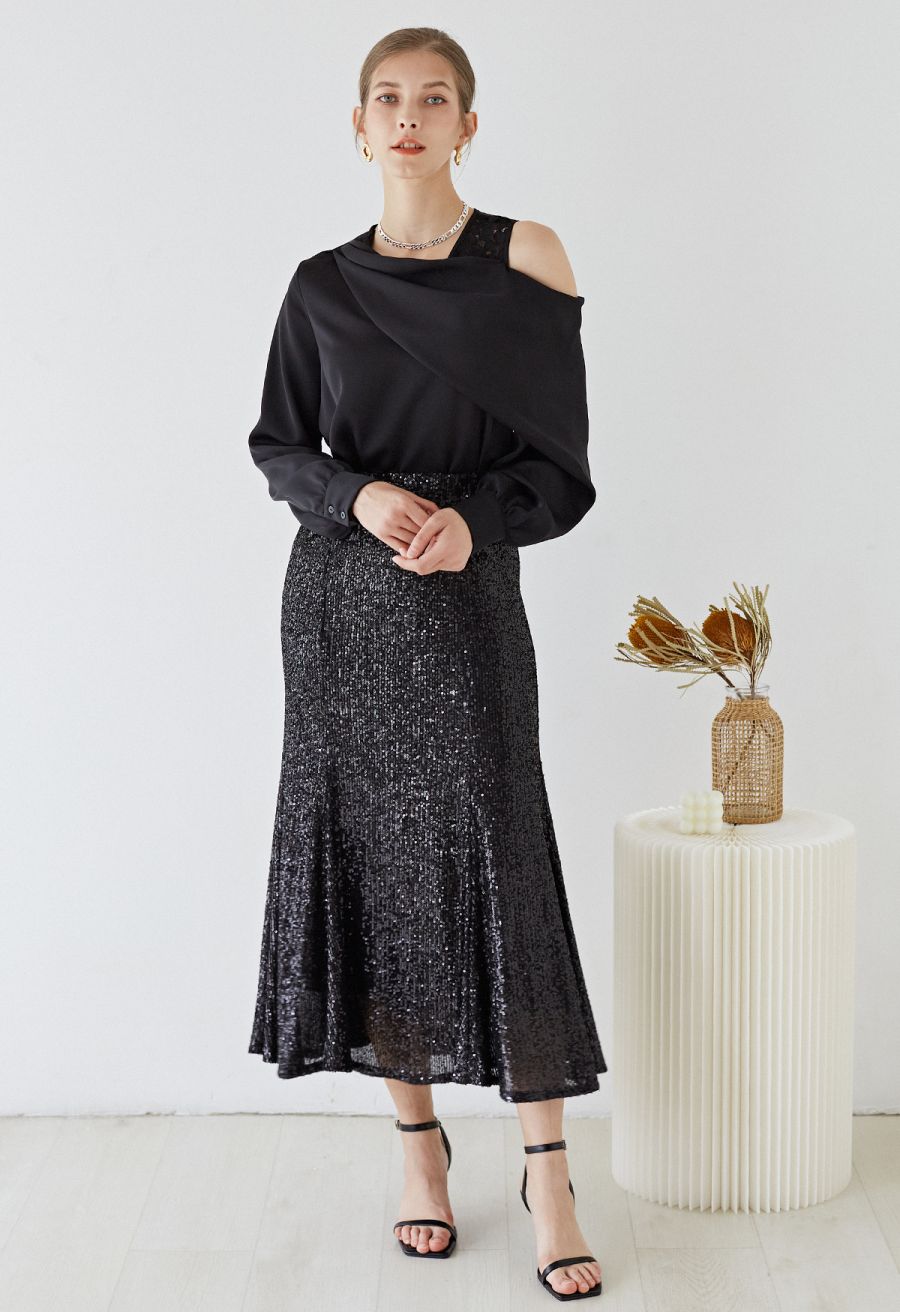 Glitter Sequins Trim Mermaid Midi Skirt in Black