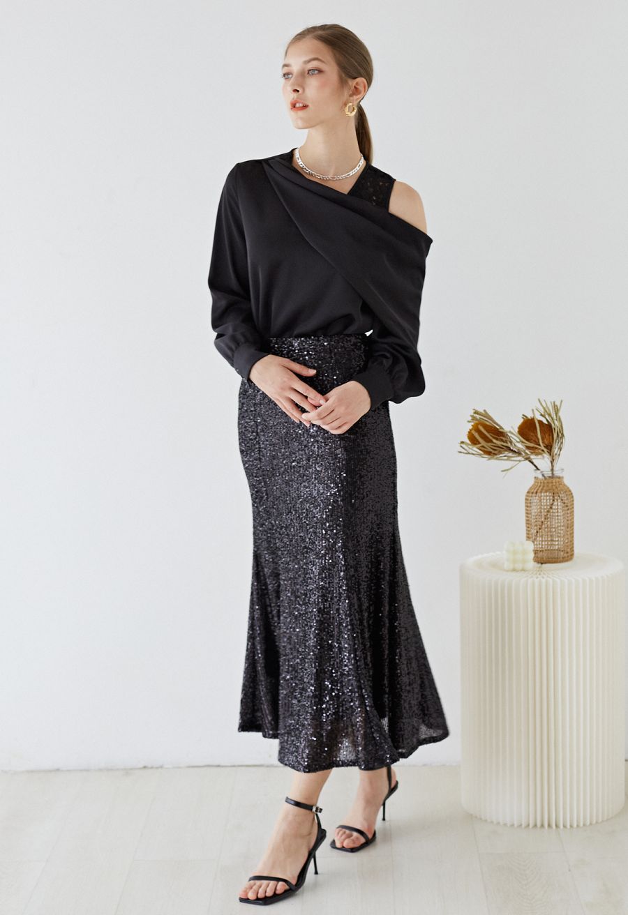Glitter Sequins Trim Mermaid Midi Skirt in Black