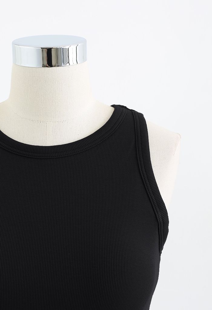 Solid Color Ribbed Tank Top in Black
