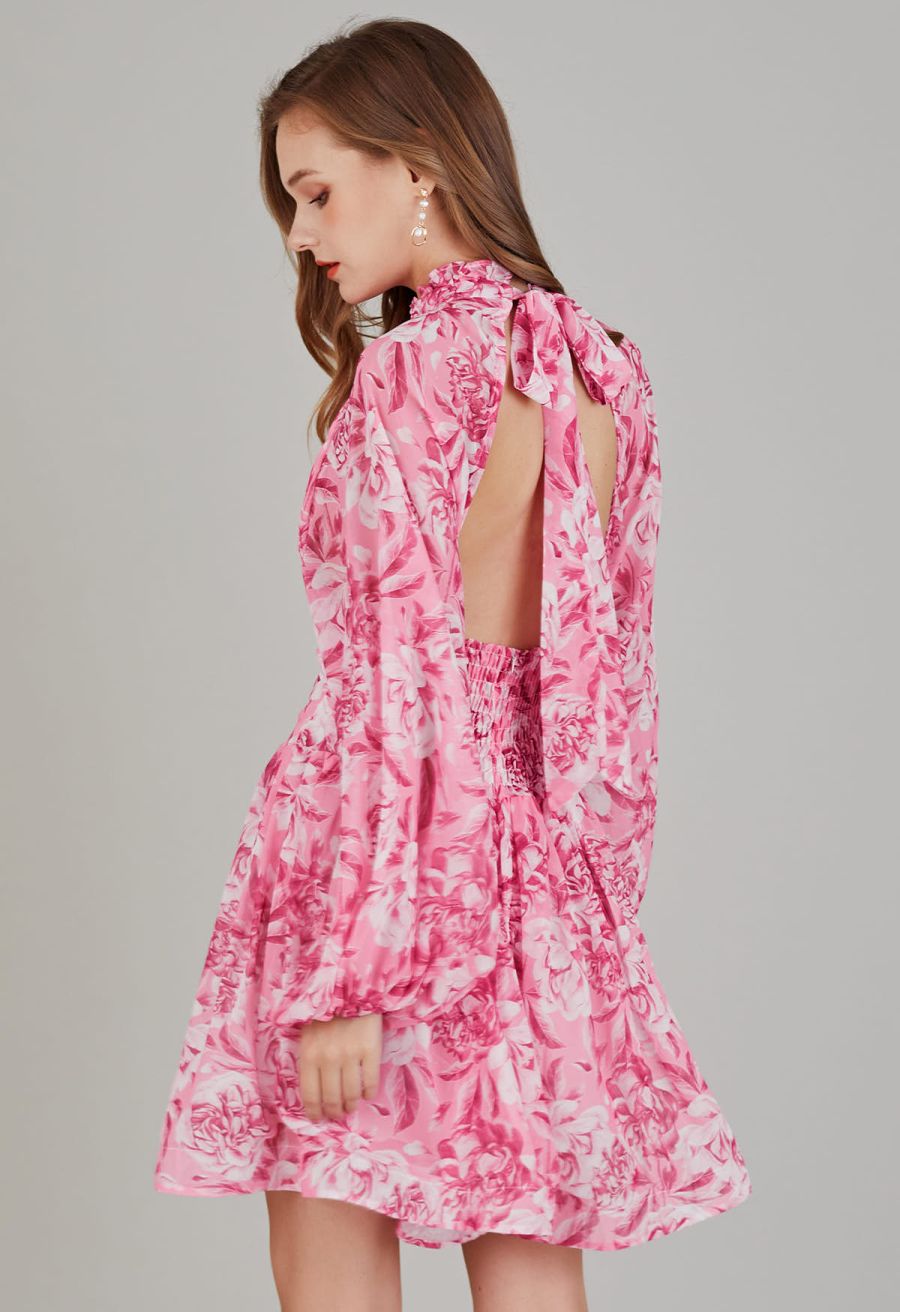 Cutout Back Floral Bubble Sleeve Frilling Dress in Pink