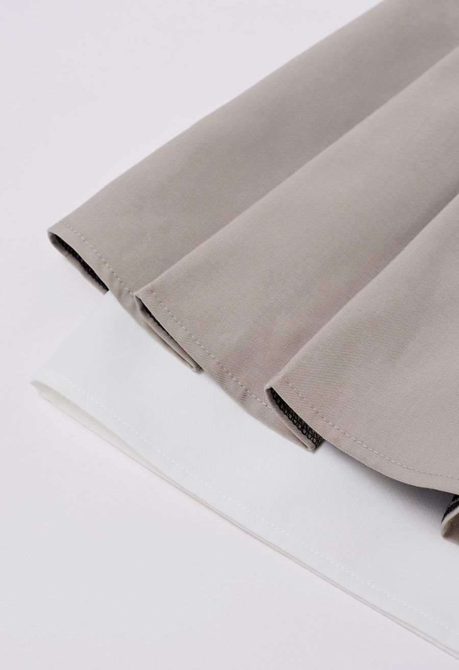 Contrast Hemline Pleated Skorts in Taupe
