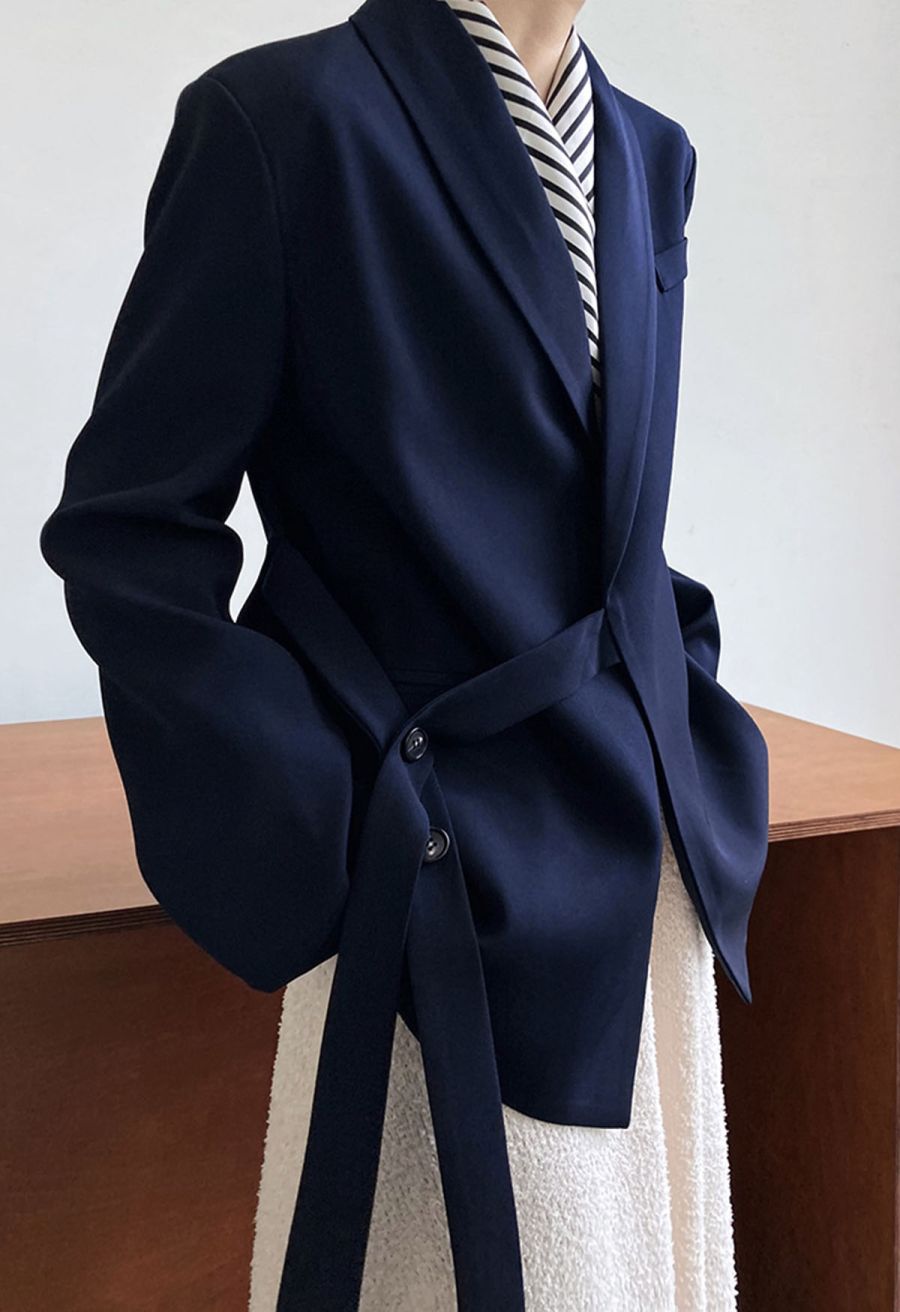 Shawl Collar Buttoned Waist Blazer in Navy