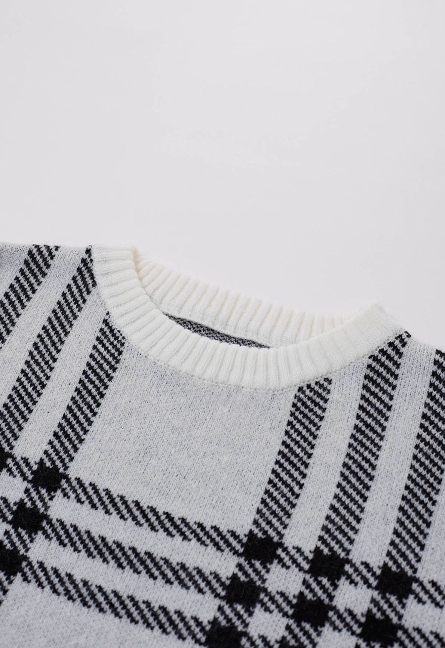 Classic Plaid Round Neck Knit Sweater in Grey
