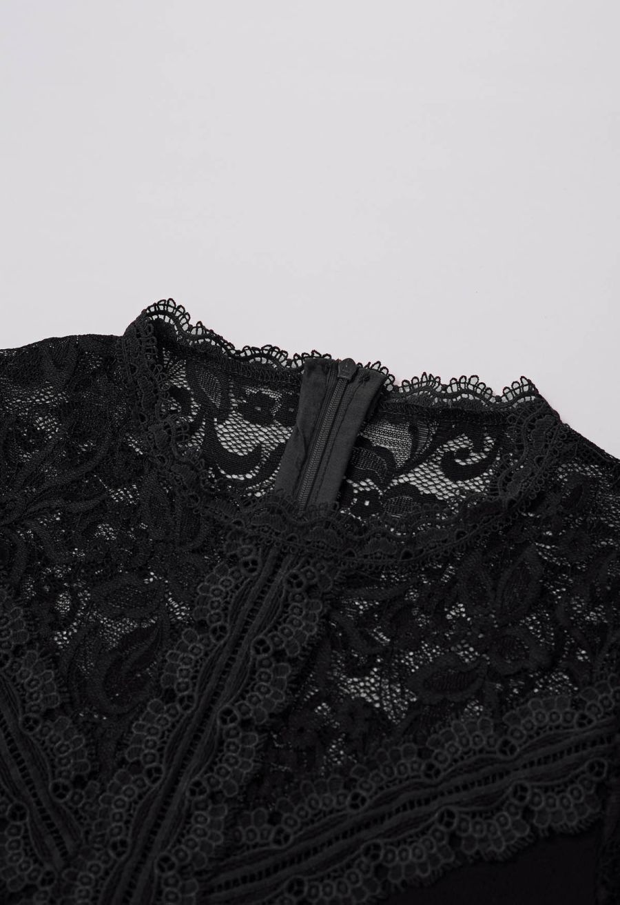Ethereal Floral Lace Spliced Knit Top in Black