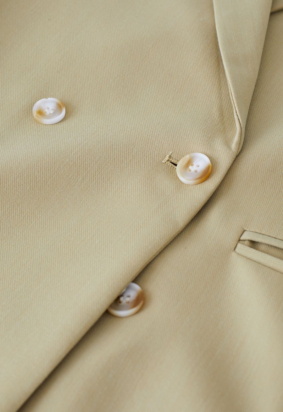 Notched Lapel Welt Pocket Blazer in Light Tan
