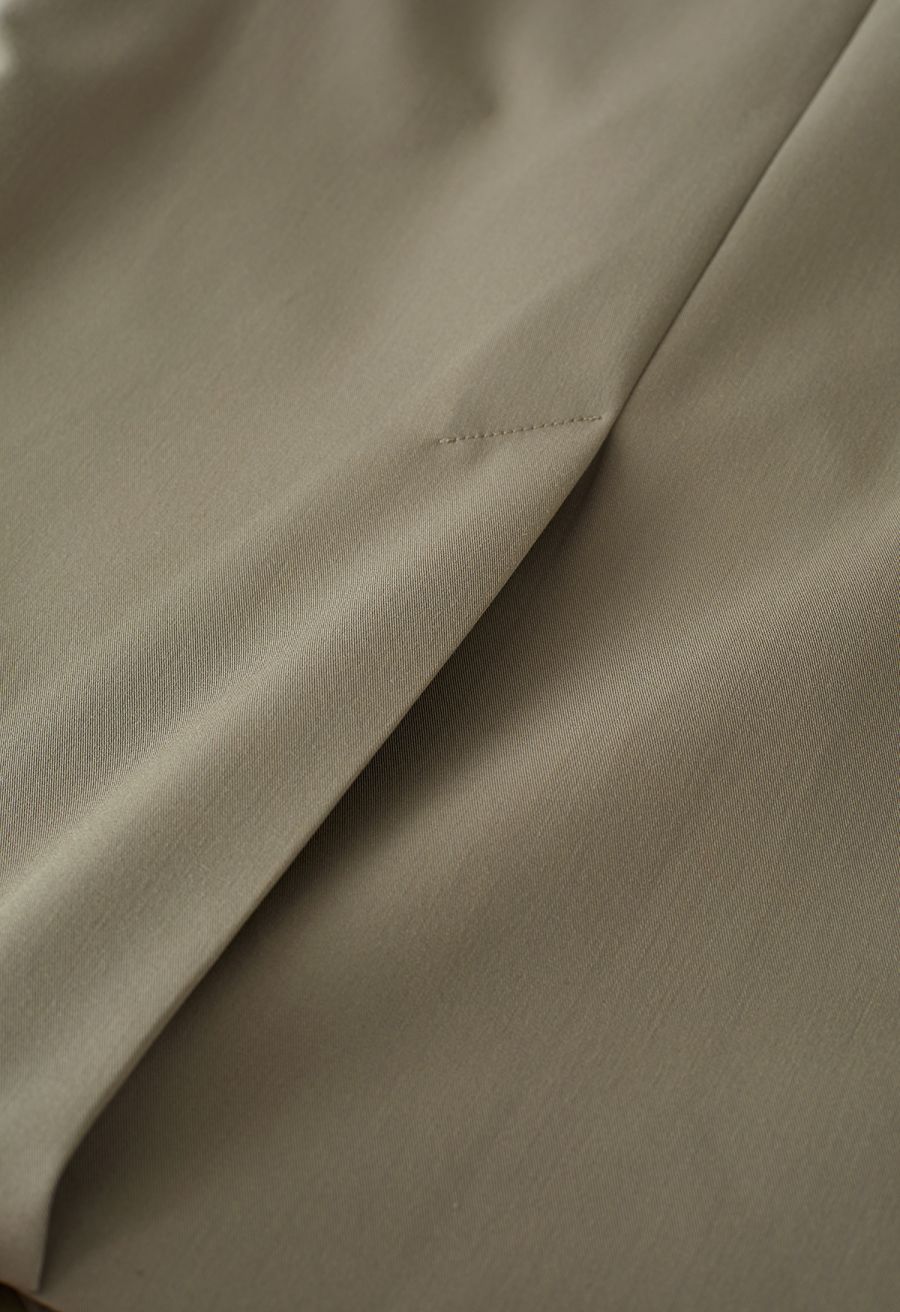Side Pleat Single-Breasted Blazer in Khaki