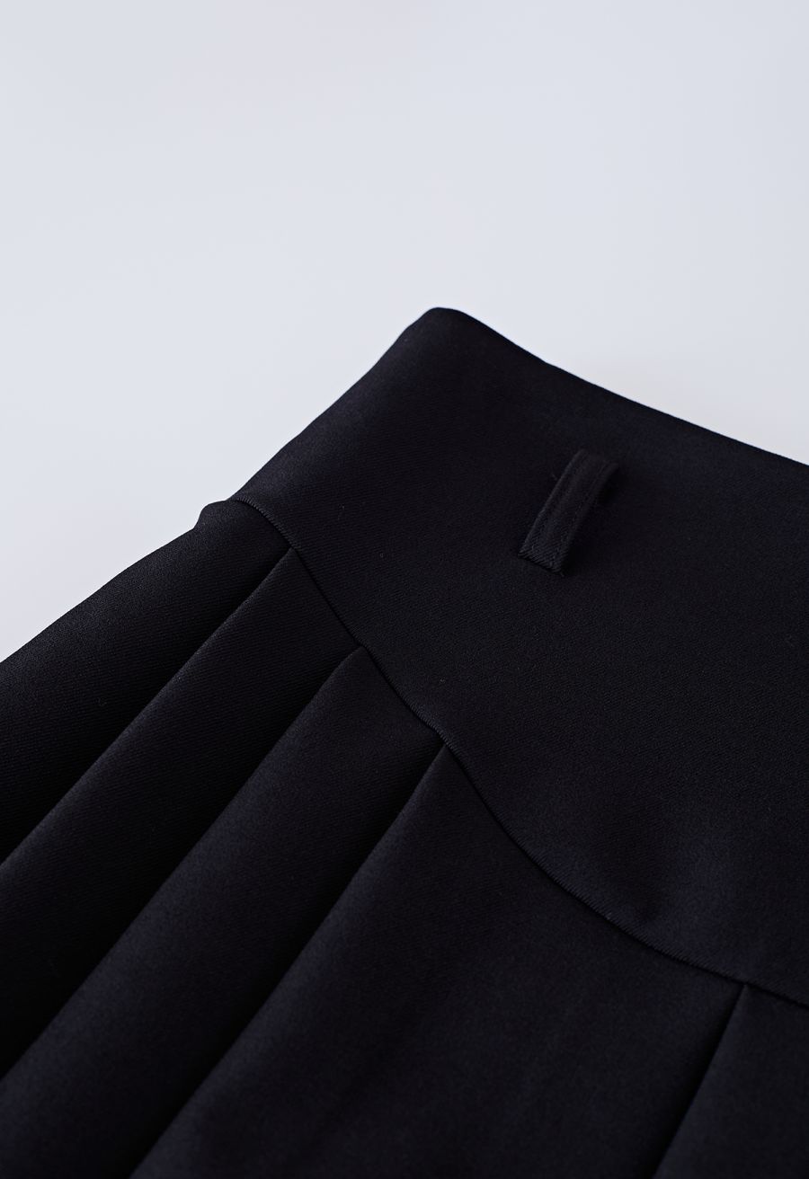 Seam Detailing Belted Pleated Mini Skirt in Black
