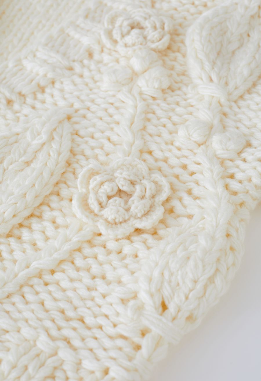 V-Neck Stitch Rose Buttoned Crop Cardigan
