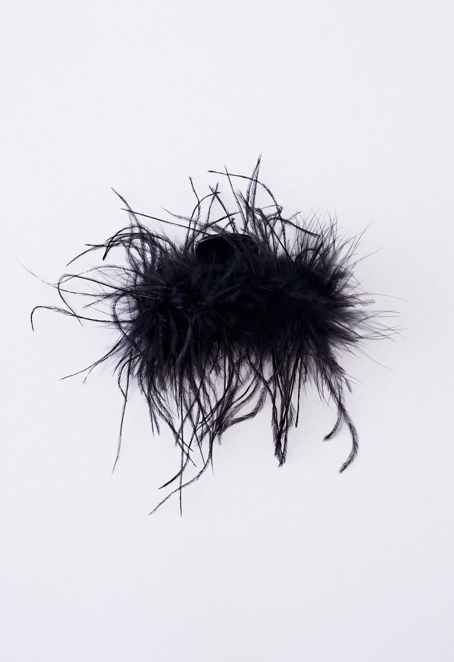 Airy Feather Hair Clip in Black
