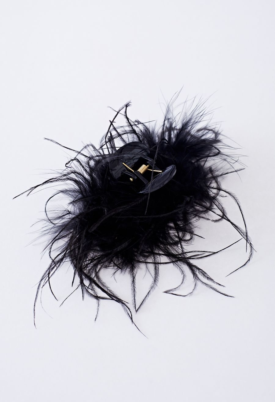 Airy Feather Hair Clip in Black