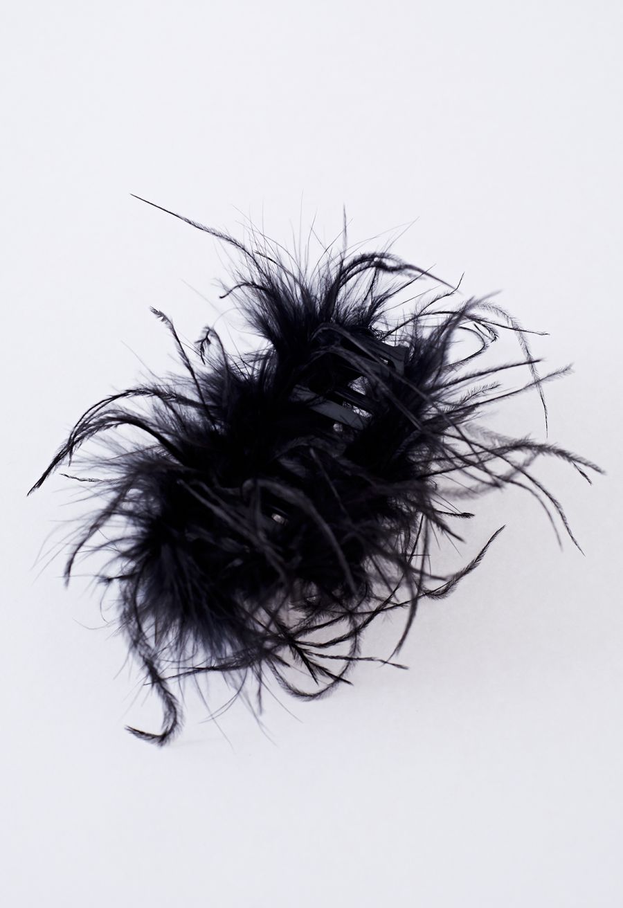 Airy Feather Hair Clip in Black