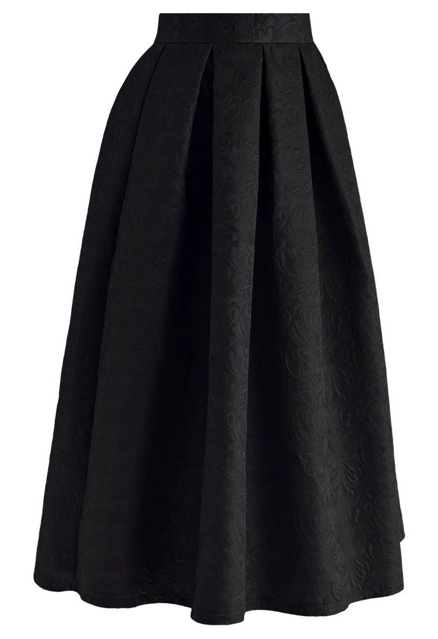 Noble Embossed Floral Jacquard Midi Skirt in Black