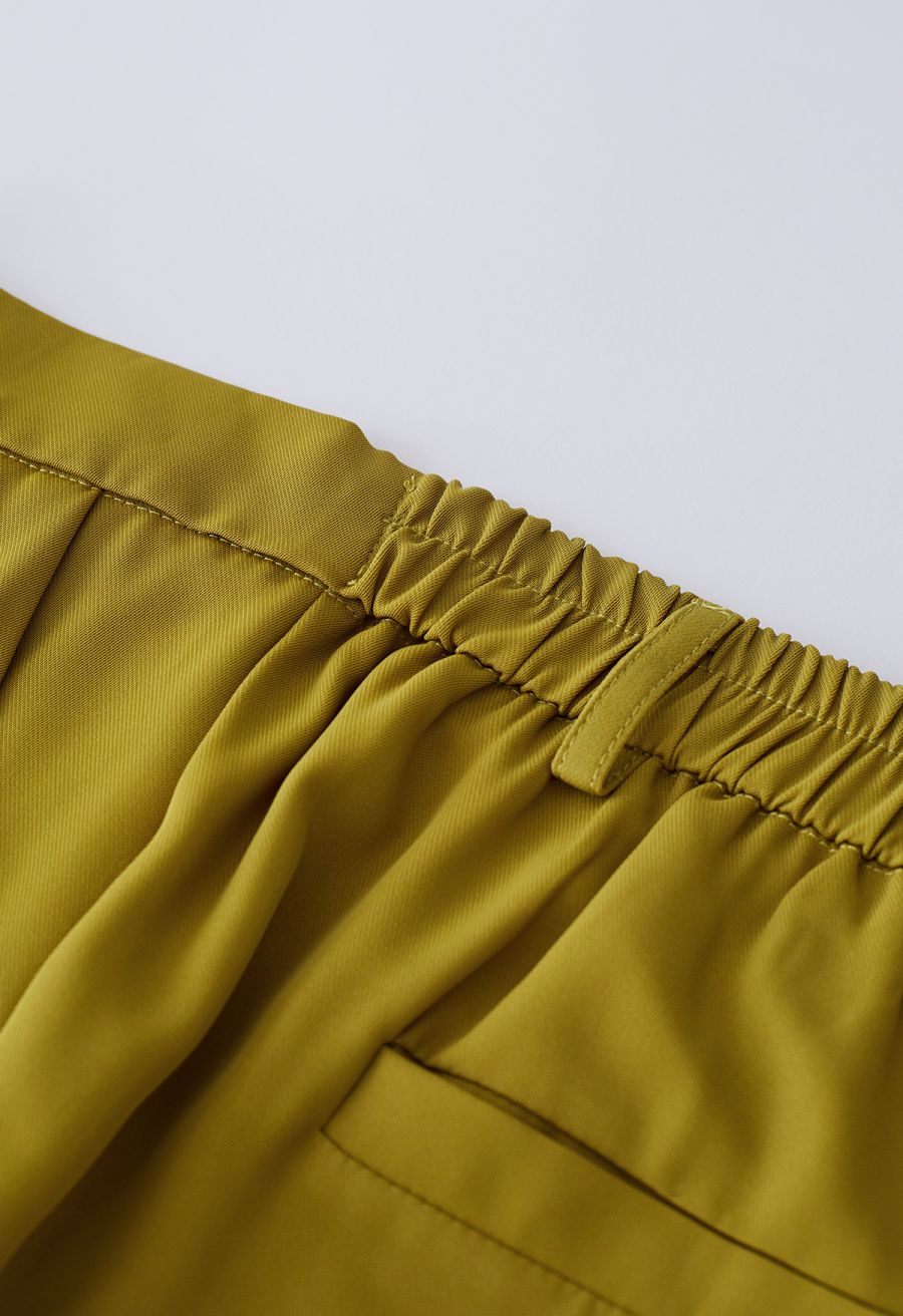 Pleated Detail Straight Leg Pants in Moss Green