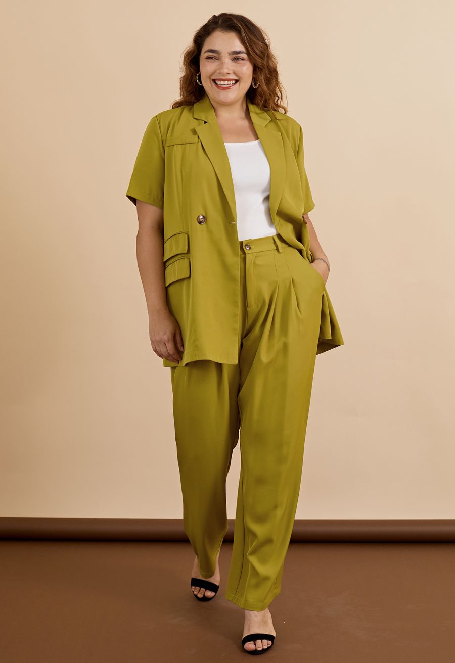 Flap Pockets Trim Short-Sleeve Blazer in Moss Green