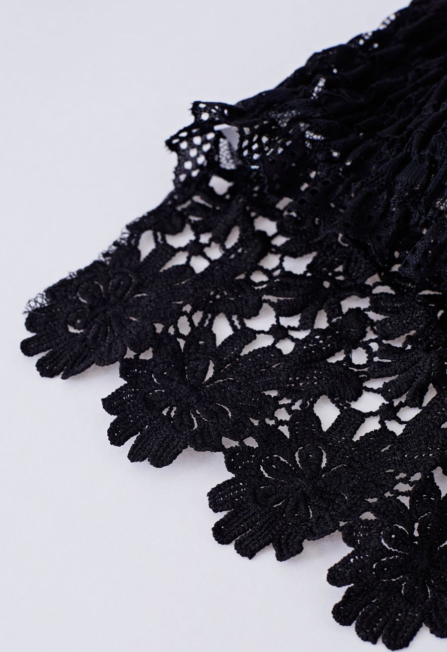 Exquisite Floral Crochet Bra Top in Black