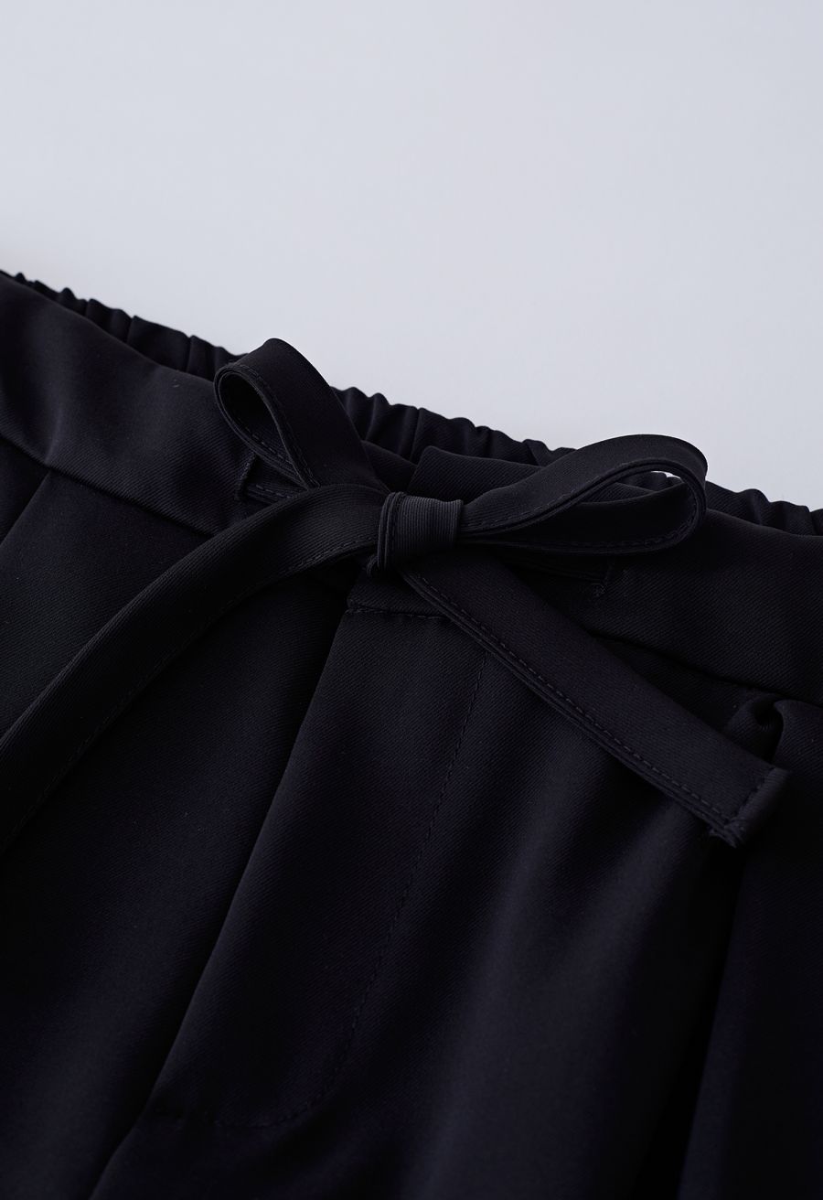Drawstring Waist Pleated Detailing Pants in Black