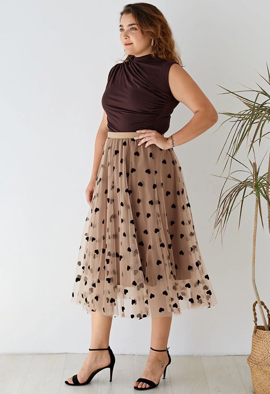 Ruched Detail Sleeveless Top in Brown