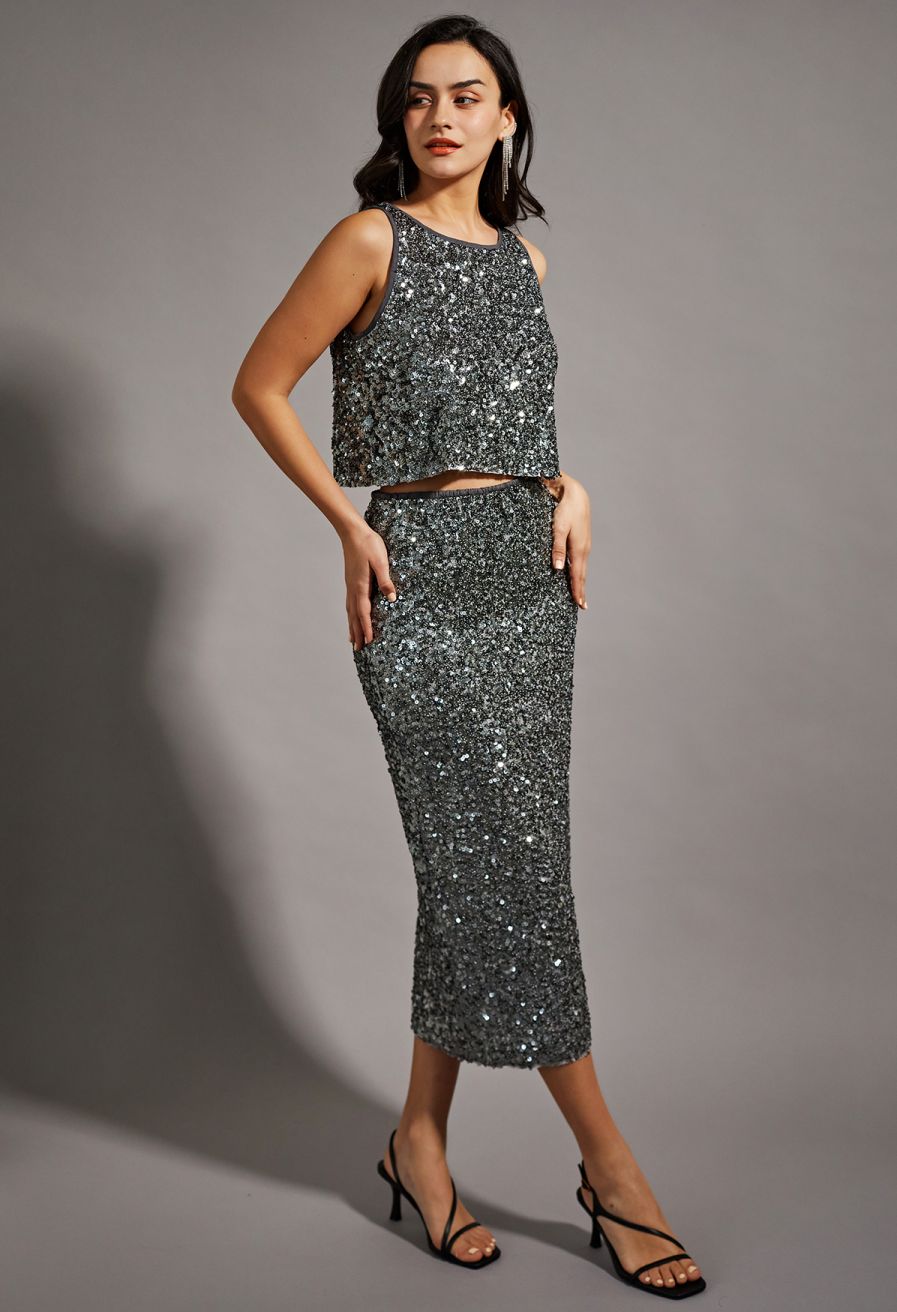 Iridescent Sequin Embellished Pencil Skirt in Silver