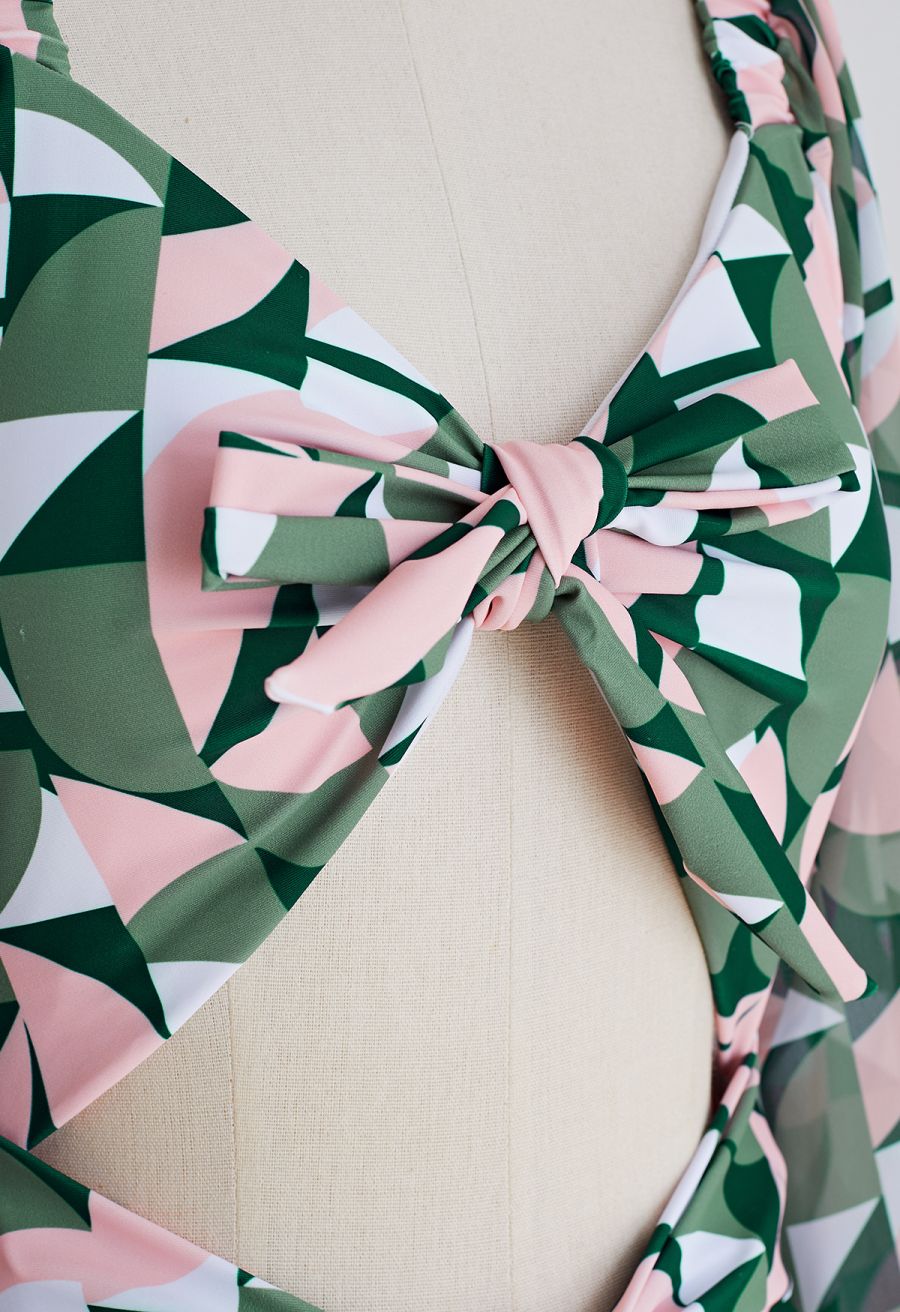 Geometric Pattern Twisted Front Cutout Swimsuit in Green