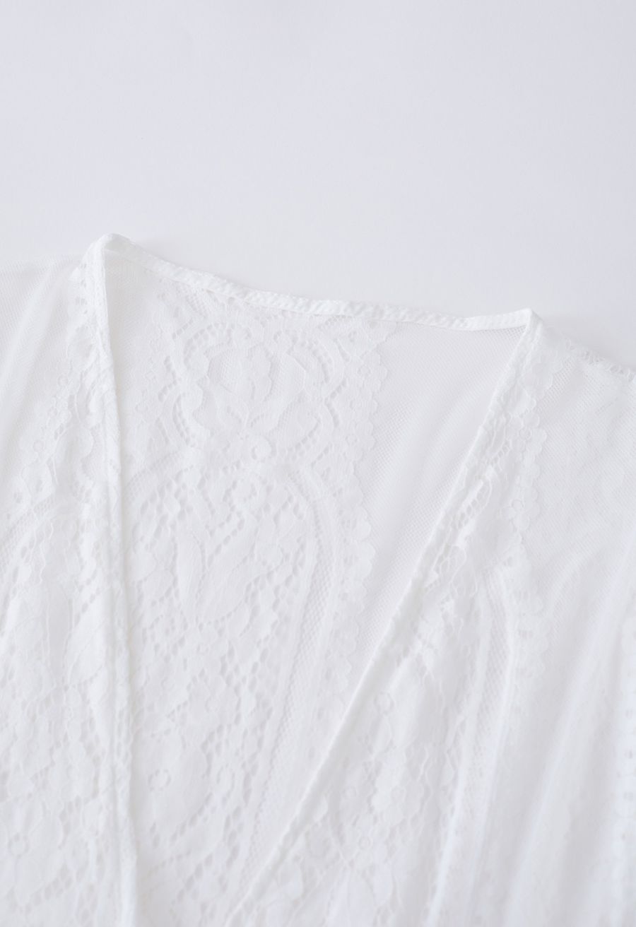 Slit Cuffs Floral Lace Kimono in White