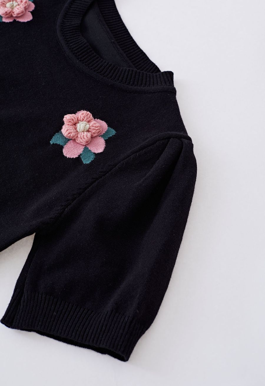 Pink Stitch Flower Short Sleeve Knit Top in Black