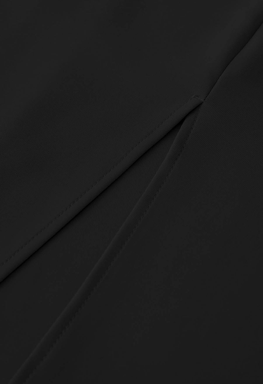 Irregular Hem Seam Detailing Midi Skirt in Black