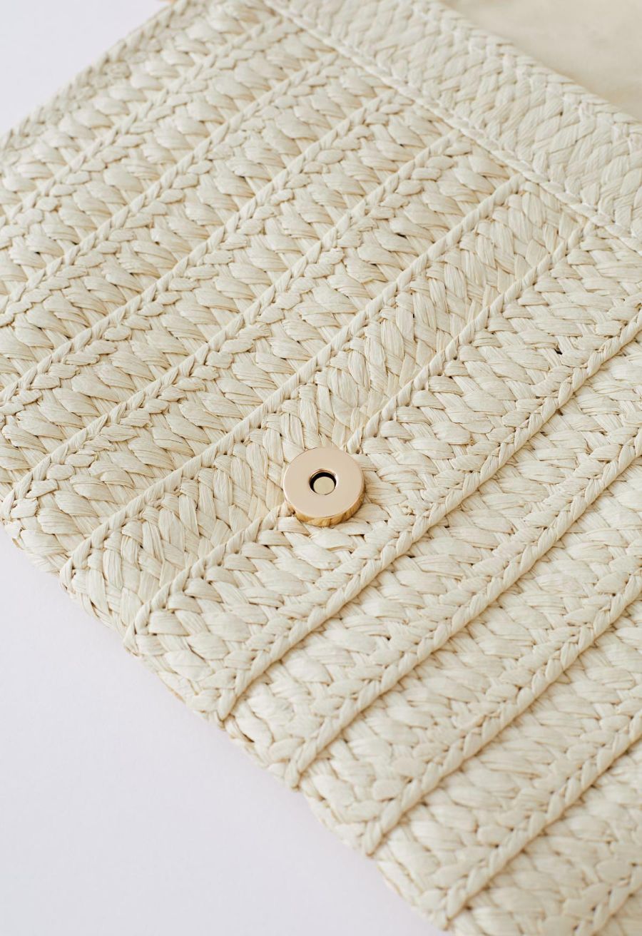 Raffia Solid Color Envelope Bag in Cream