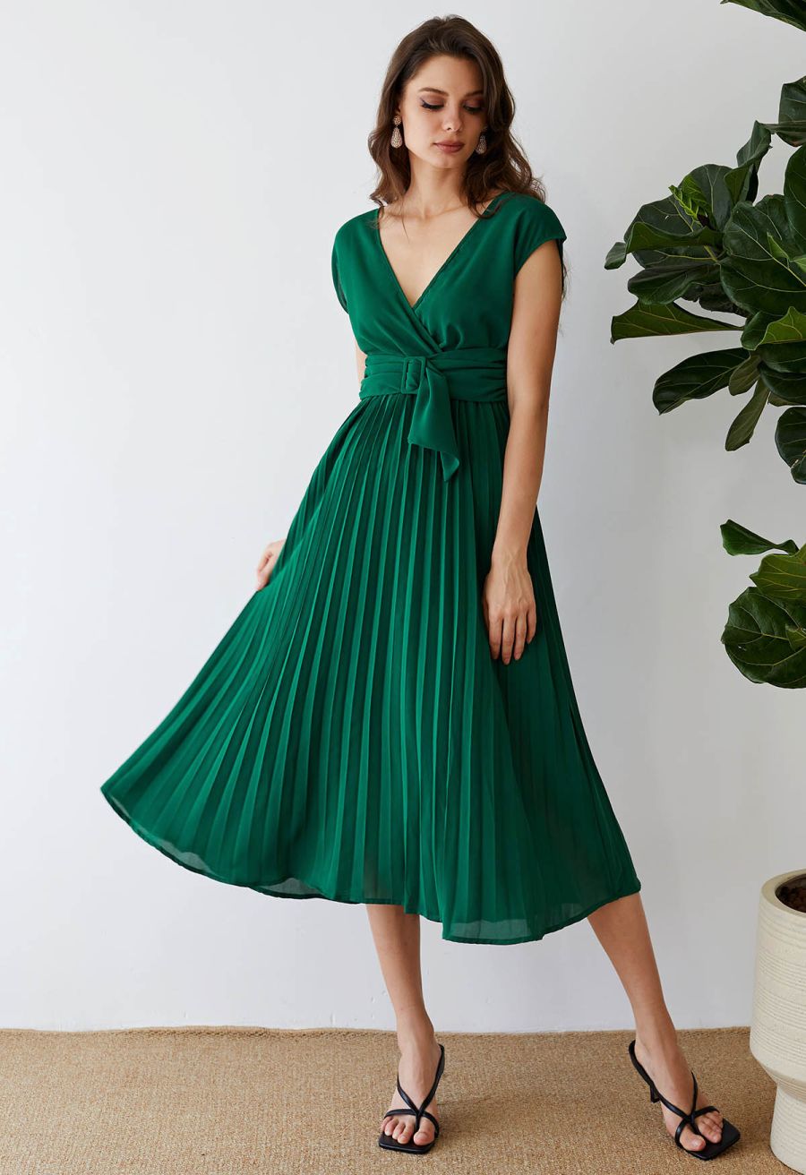 Sash Adorned Pleated Wrap Sleeveless Dress in Green