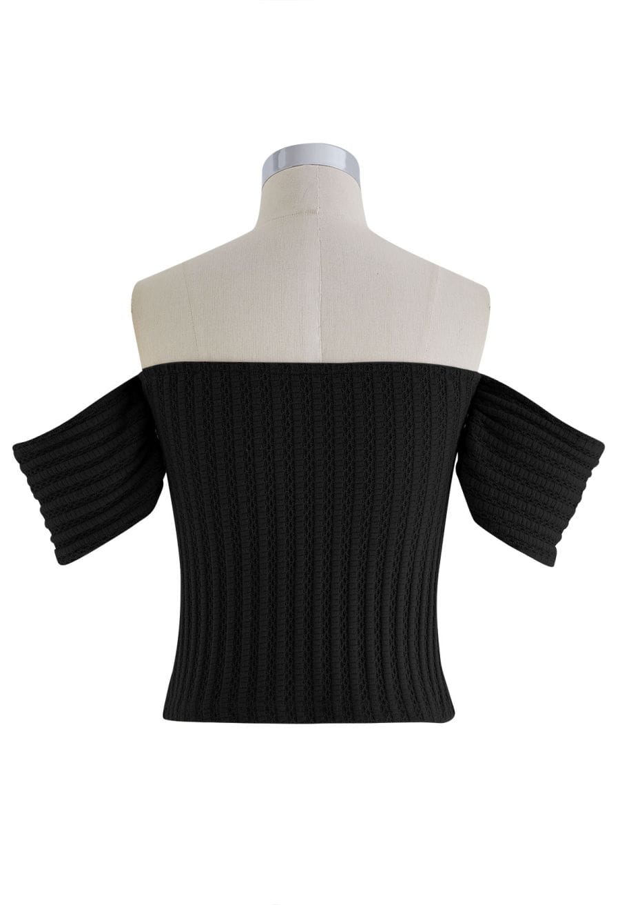 Front Knot Off-Shoulder Crop Top in Black