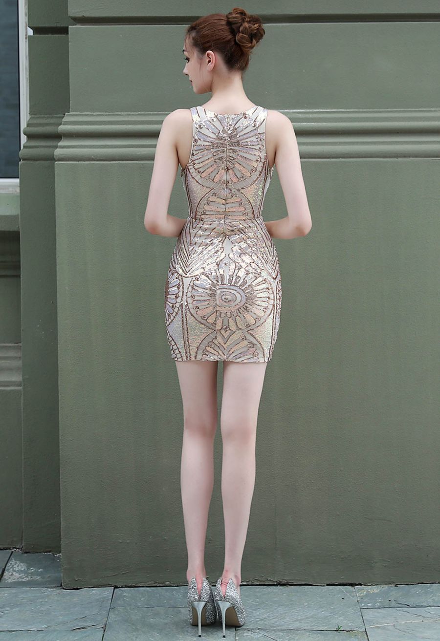 Sequined Floral Cocktail Dress in Gold