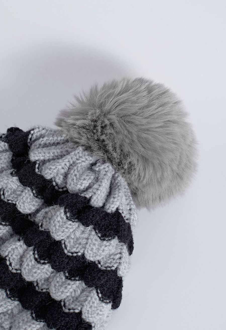 Color Block Pom-Pom Beanie Hat in Grey