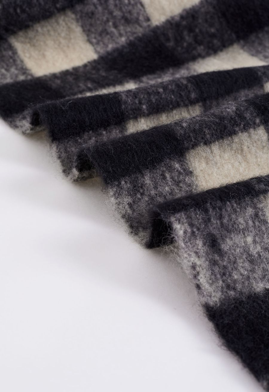 Fuzzy Check Pattern Tassel Scarf in Cream