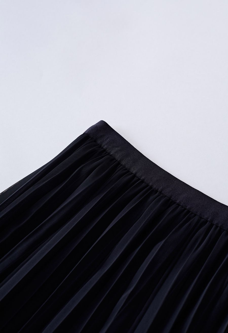 Panelled Pleated Mesh Tulle Midi Skirt in Black
