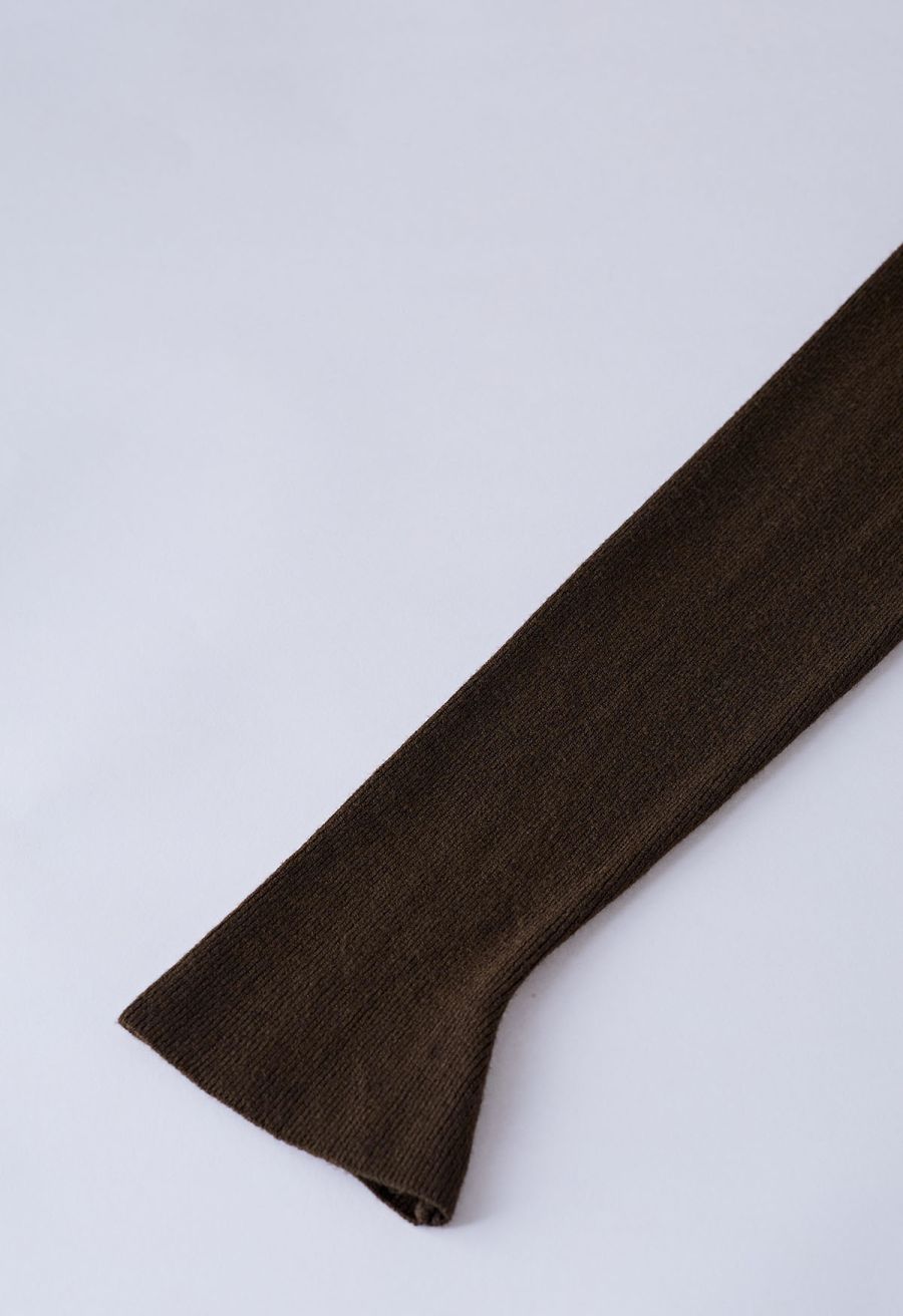 Notch Neckline Fitted Knit Top in Brown