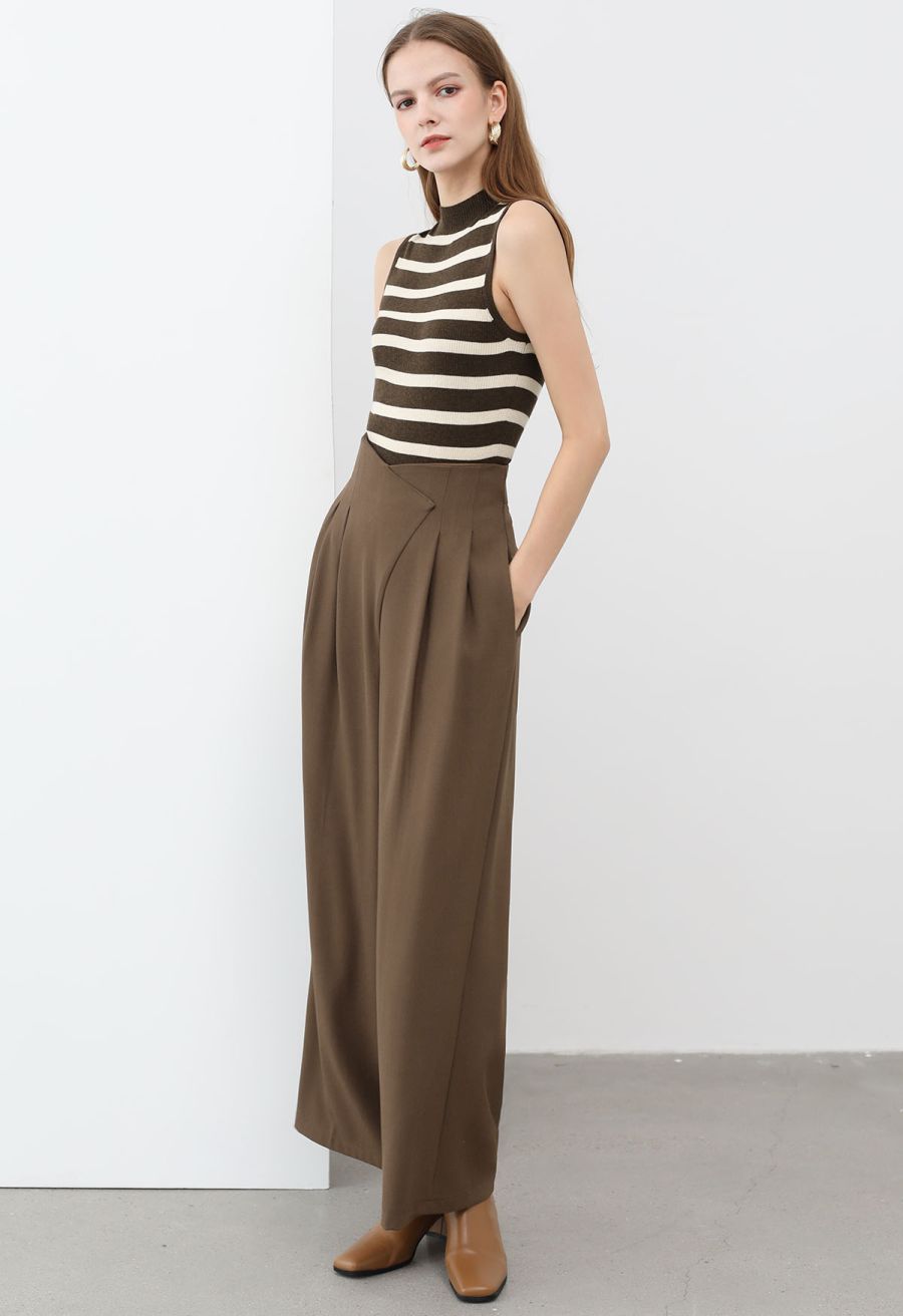 Cross Waist Pleated Straight-Leg Pants in Brown