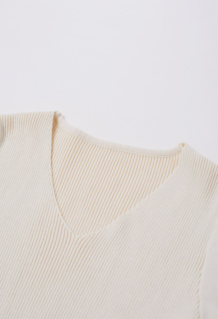 Captivating V-Neck Tie Waist Pleated Knit Dress in Cream