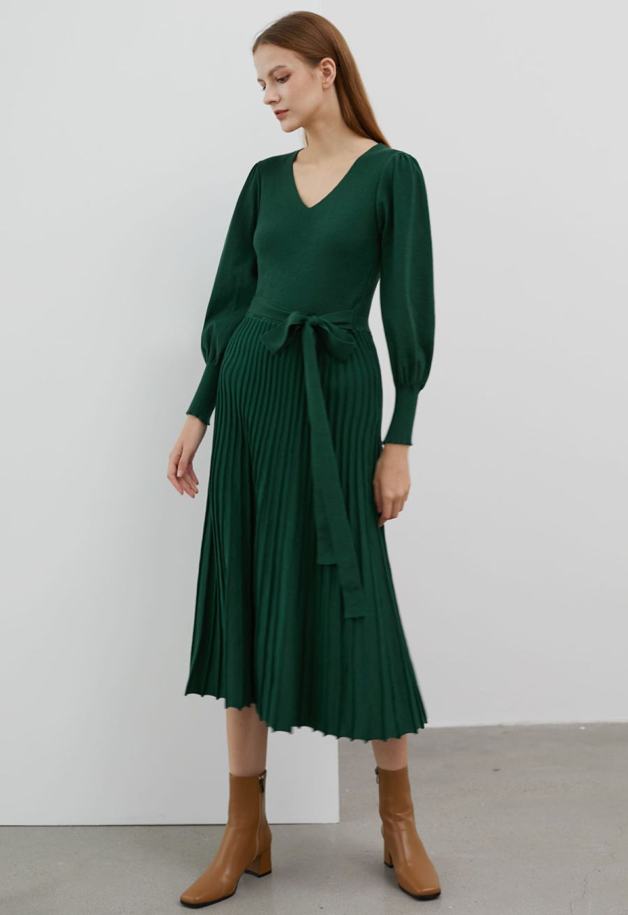 Captivating V-Neck Tie Waist Pleated Knit Dress in Dark Green