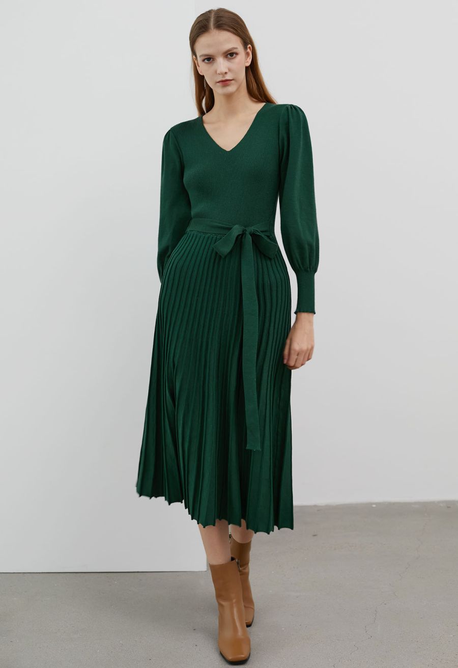 Captivating V-Neck Tie Waist Pleated Knit Dress in Dark Green