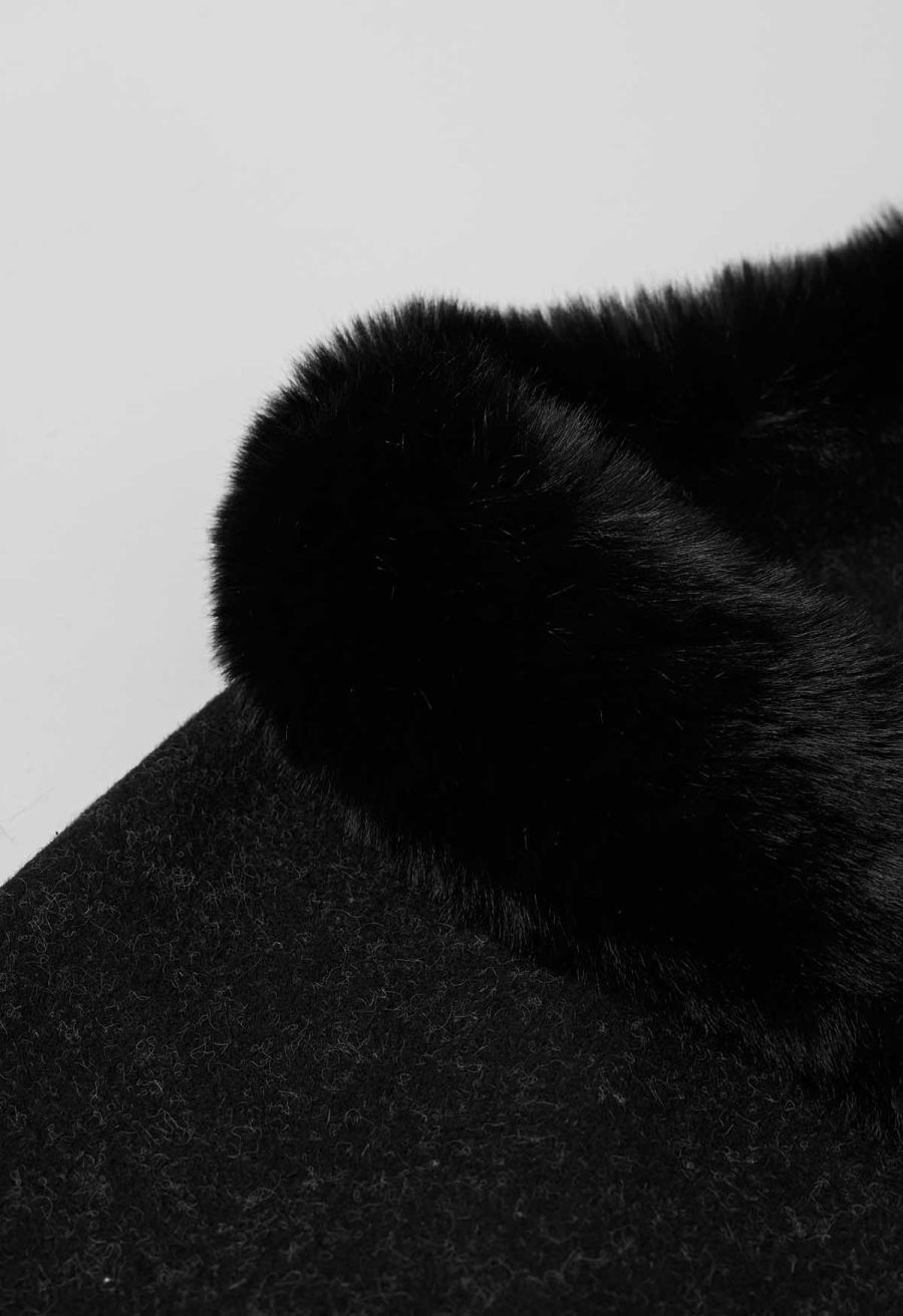 Faux Fur Collar Reversible Poncho in Black