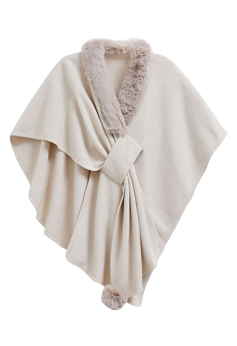 Faux Fur Collar Reversible Poncho in Ivory