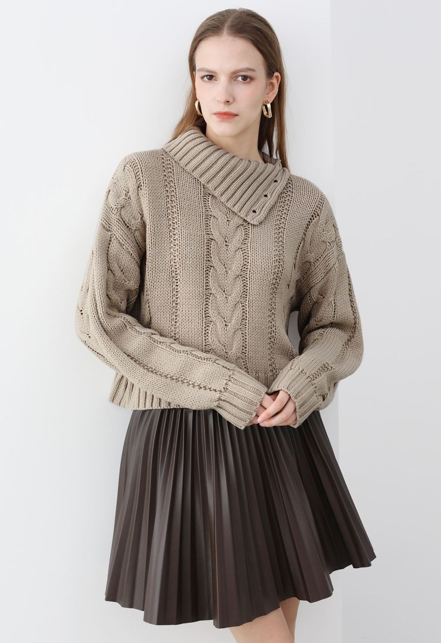 Faux Leather Pleated Mini Skirt in Brown