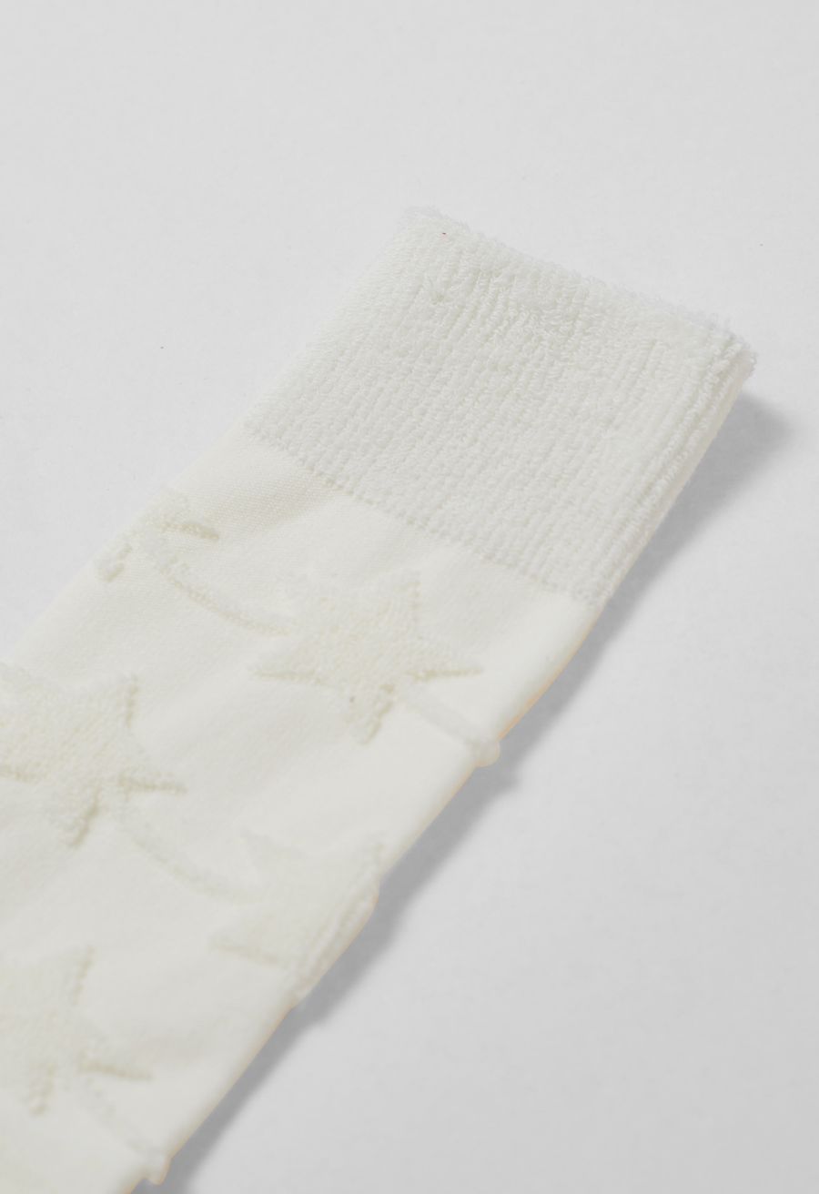 Christmas Vibe Embossed Mid-Calf Socks in White
