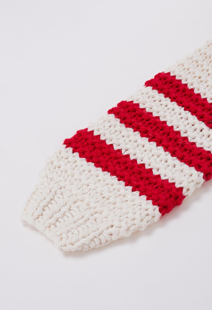 Two-Tone Striped Sleeves Chunky Hand Knit Sweater in Red