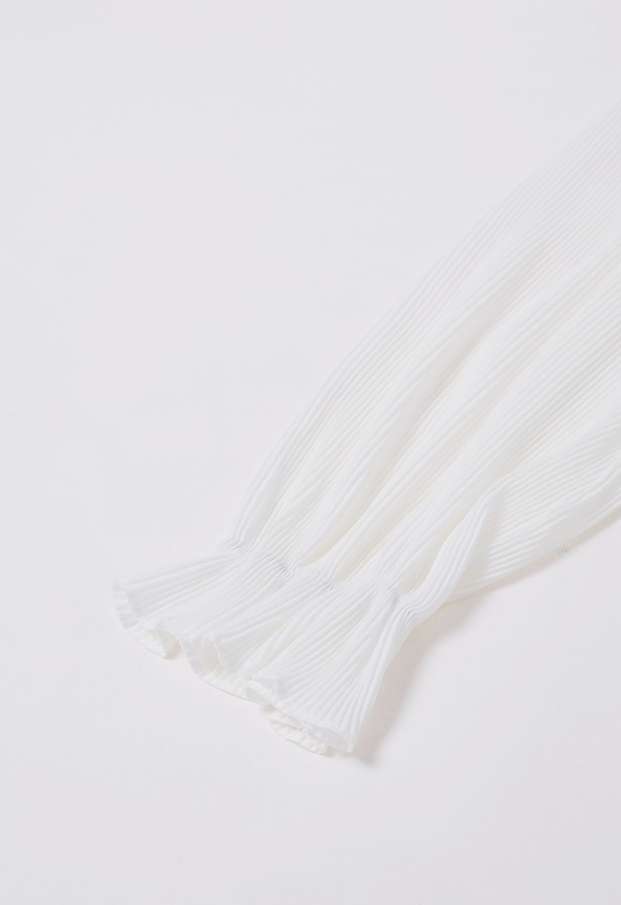 Luscious Ruffle Spliced Plisse Sleeves Top in White