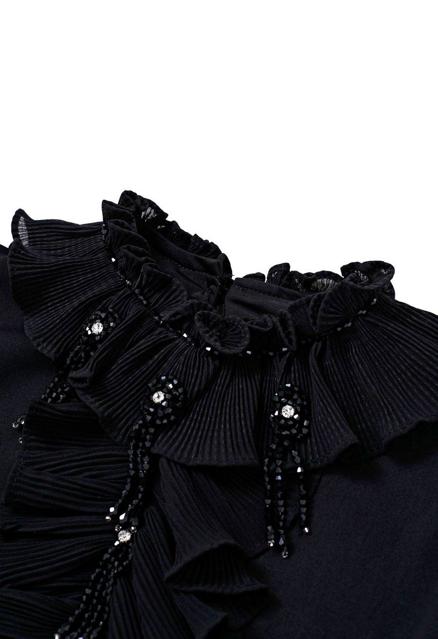 Luscious Ruffle Spliced Plisse Sleeves Top in Black