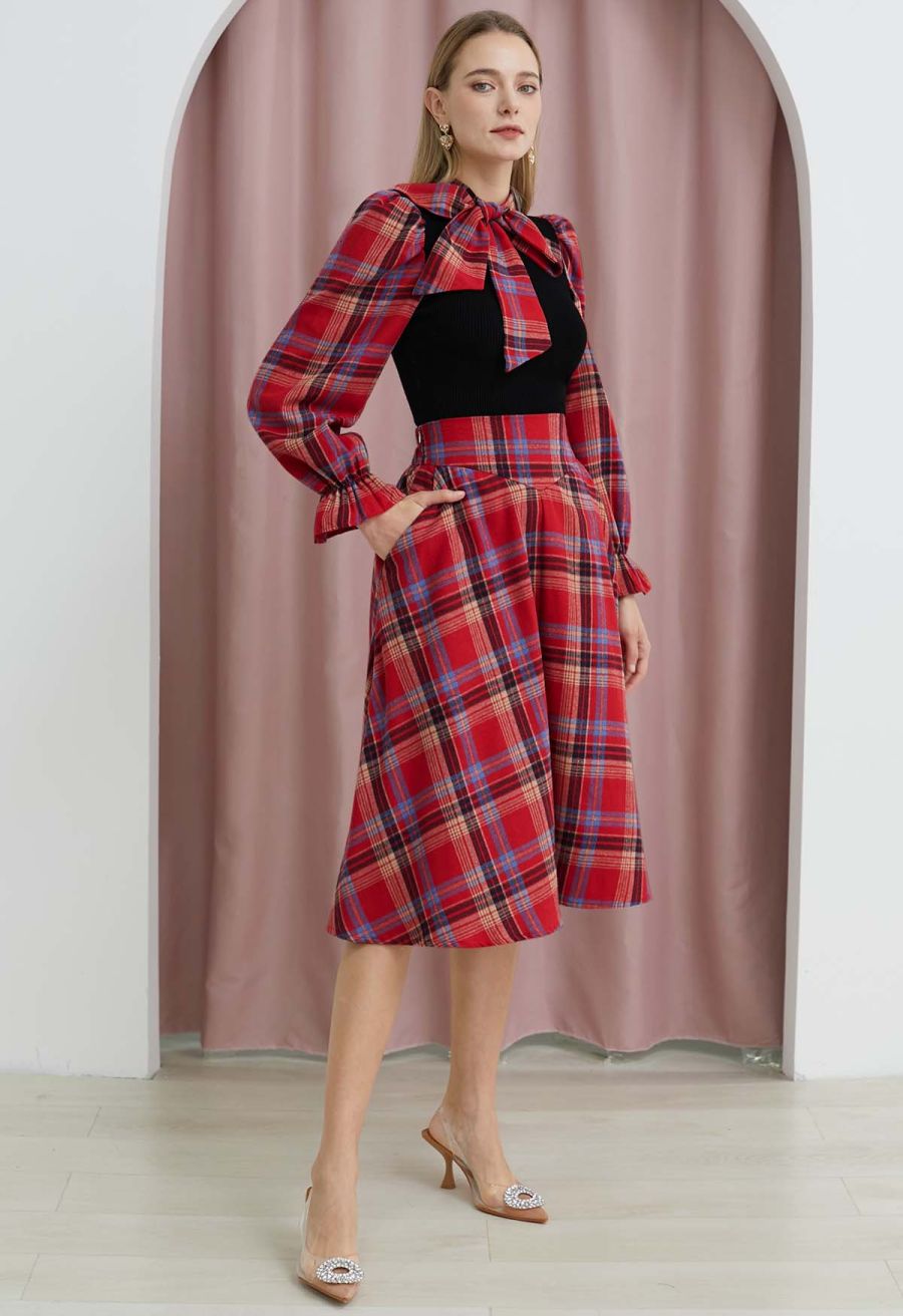 Detachable Bowknot Check Spliced Knit Top in Red