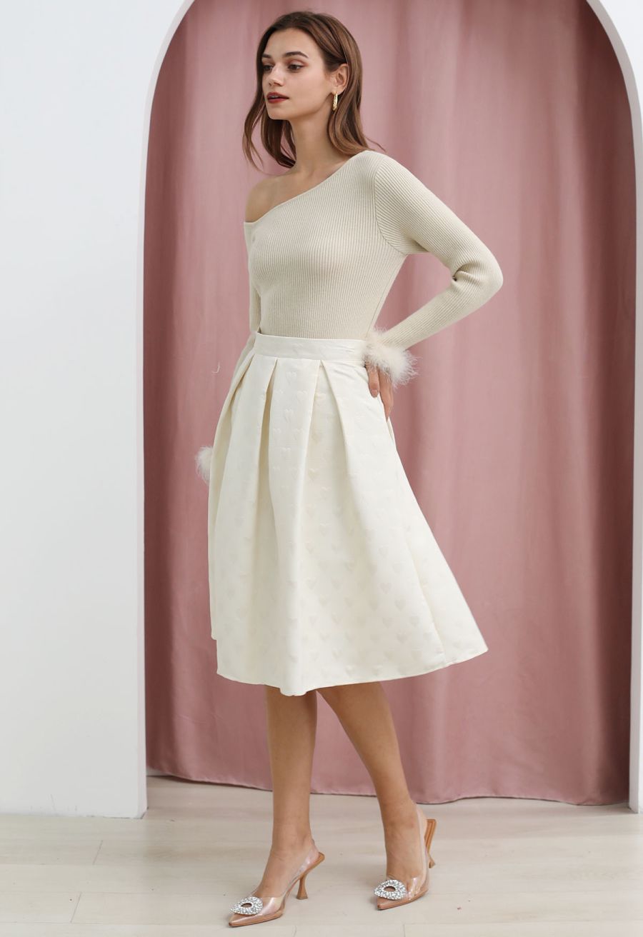 One-Shoulder Feathered Cuffs Knit Top in Cream