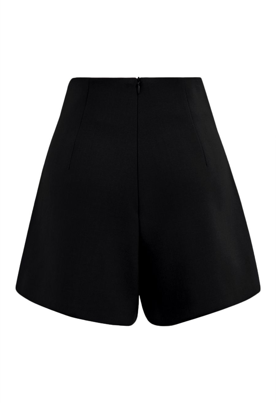 High Waist Button Decorated Shorts in Black